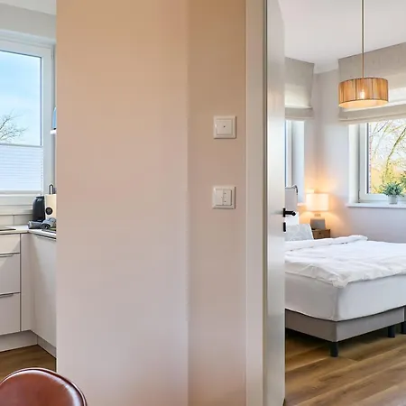 Saltwater House Sail Away *