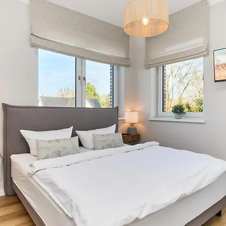 Saltwater House Sail Away שרבאוץ