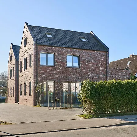 Saltwater House Sail Away שרבאוץ