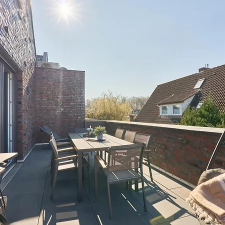 Saltwater House Sail Away שרבאוץ